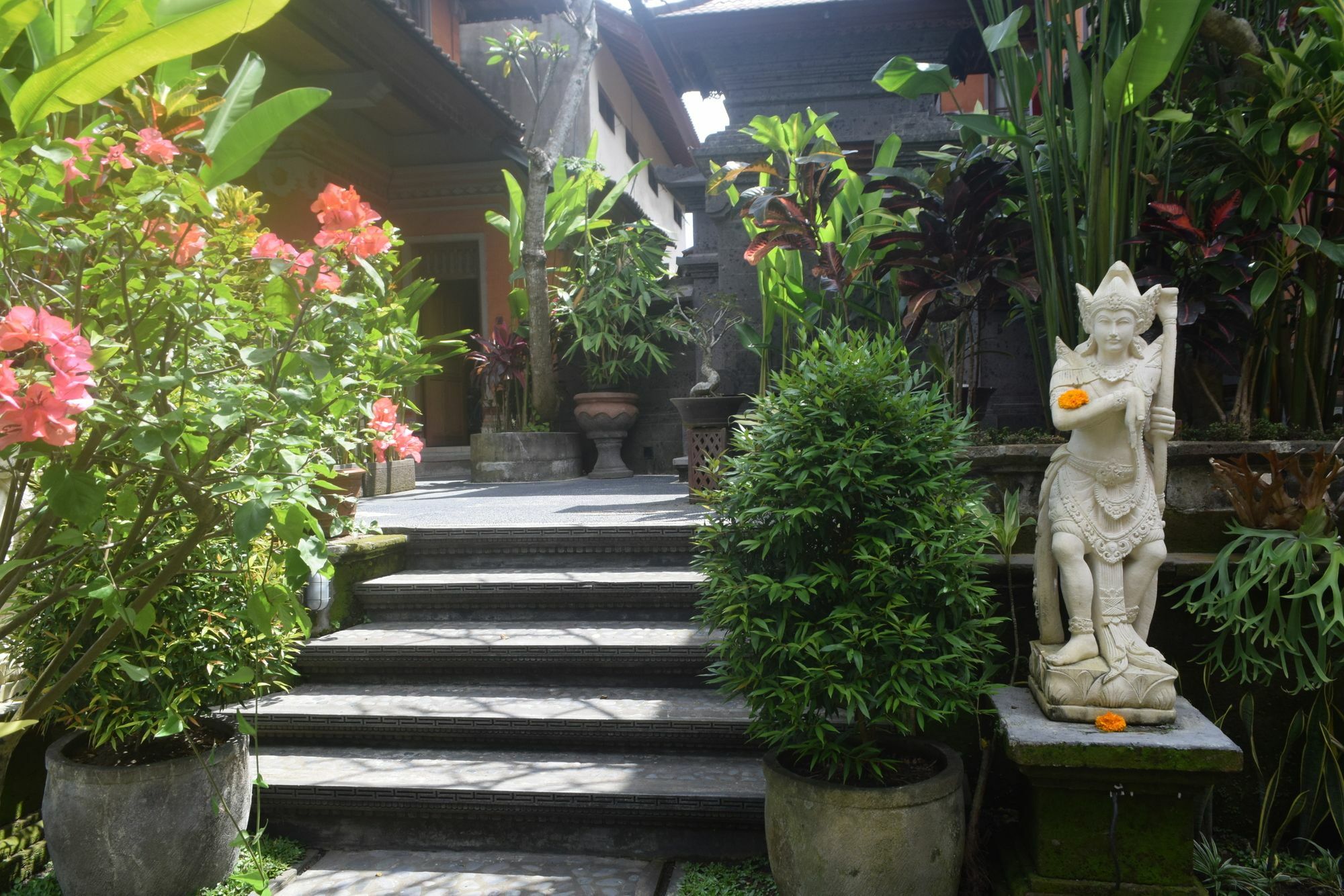 Aura Bisma Hotell Ubud Exteriör bild